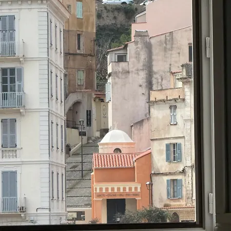L Cote Port 2